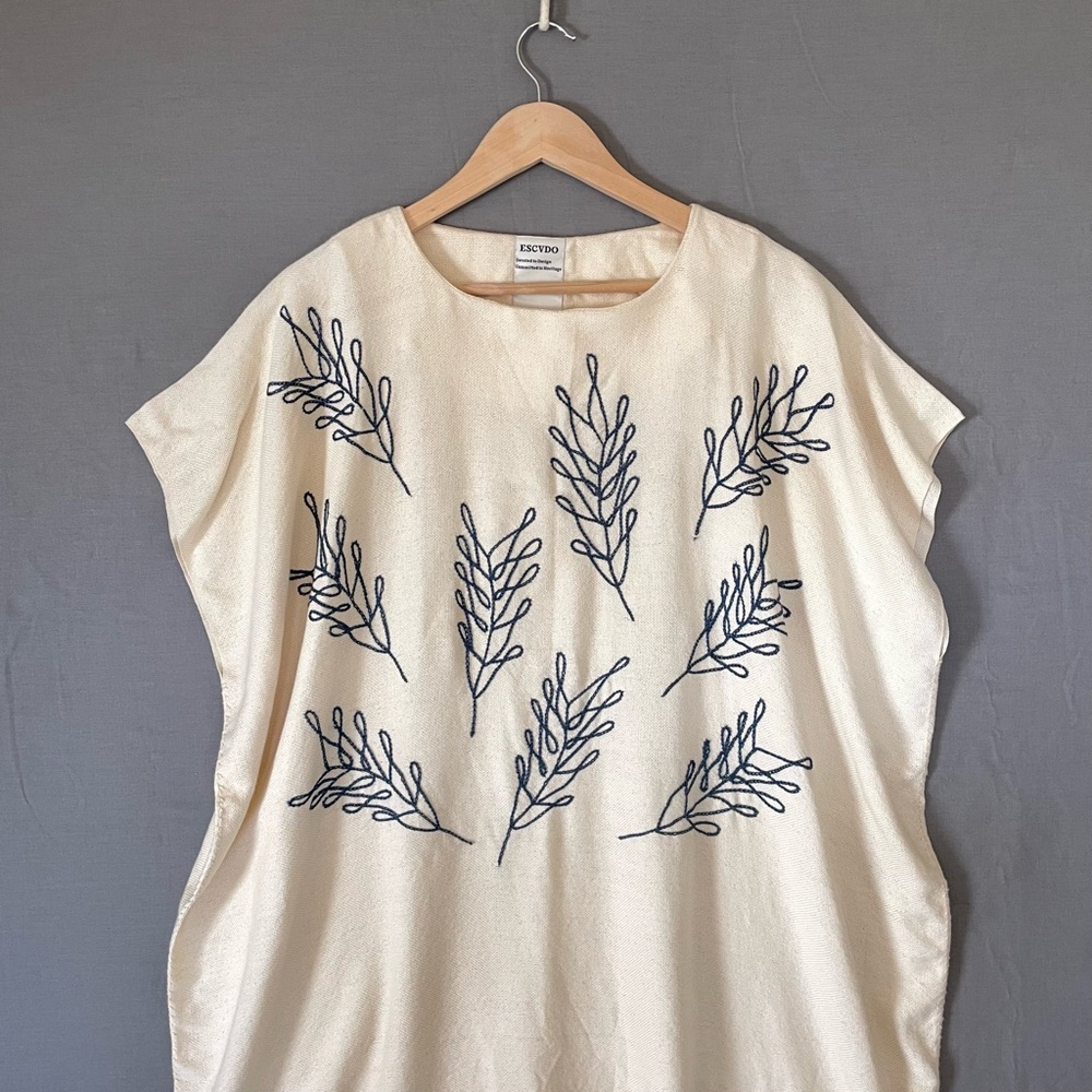 ESCVDO Kaftan Tunic Dress Size M Handmade in Peru Relaxed Embroidered Neutral